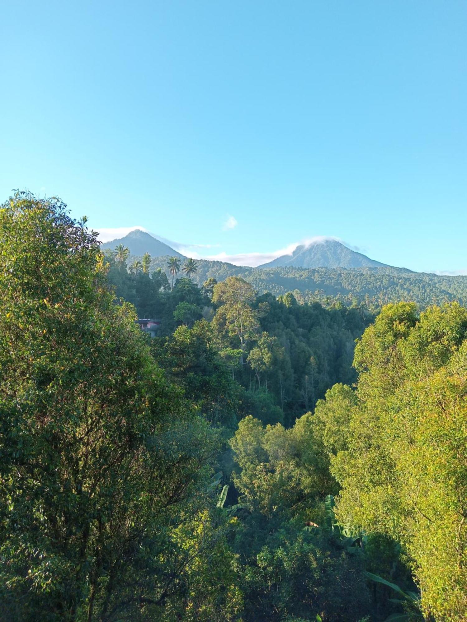 Kanaya Homestay & Warung Heaven มุนดุก ภายนอก รูปภาพ